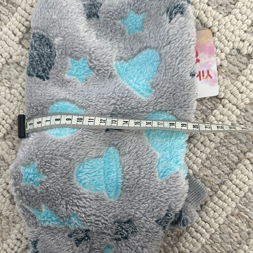 Gray and Blue Heart Patterned Dog Hoodie - Picture 4 of 4
